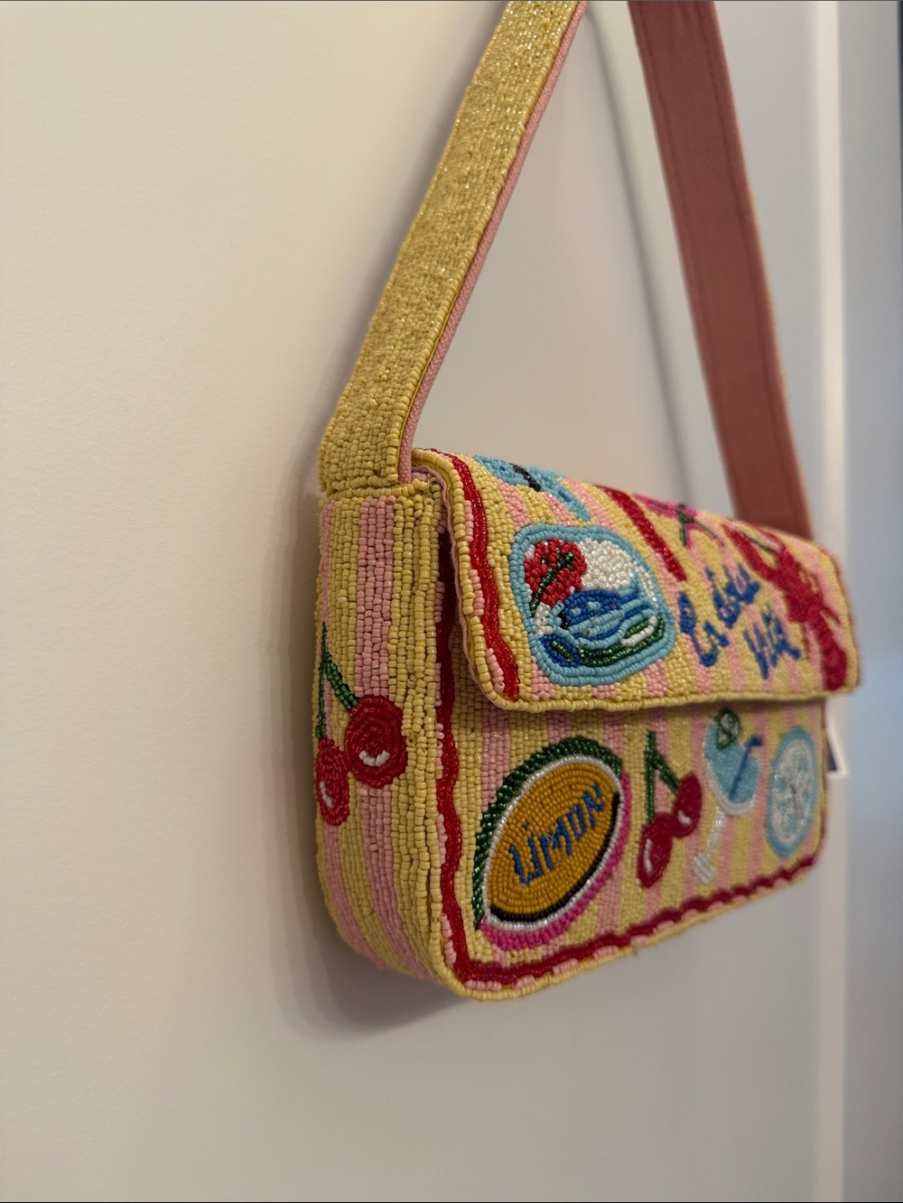 NWT-NEW VIRAL Beaded Pink 'La Dolce Vita' Shoulder Bag with Tropical Motifs - Picture 6 of 12